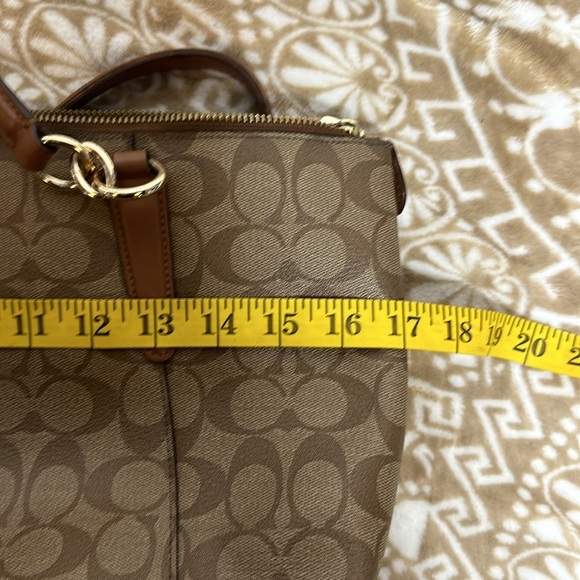 - Coach Brown Signature Tote - Picture 13 of 16